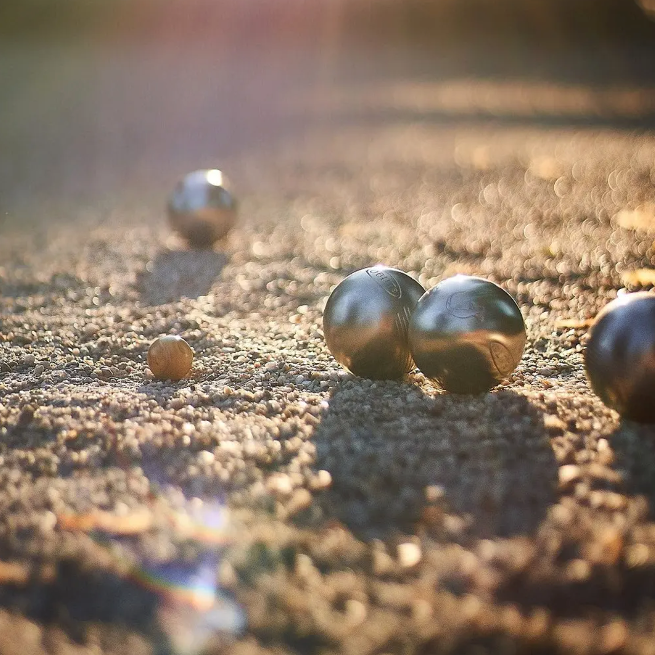 Boule-Peli Puulaatikossa | Obut