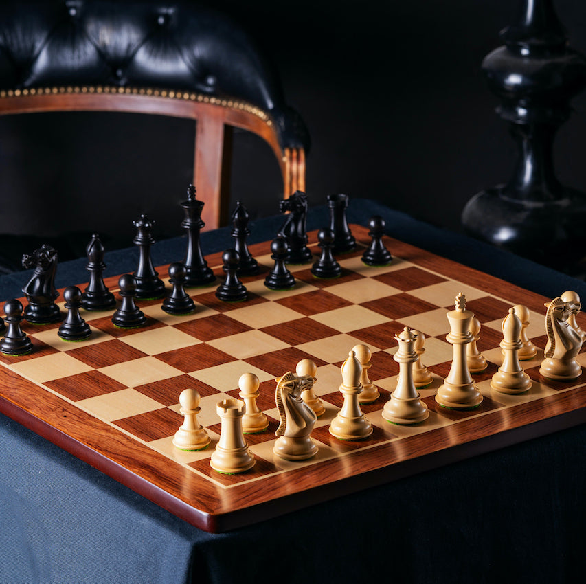 Chess Board LUX & Chess Pieces ENGLISH STALLION